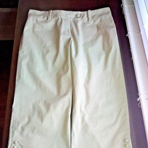 Women's Khaki Green Button Cuff Capri Pants Size 6 by Ann Taylor LOFT